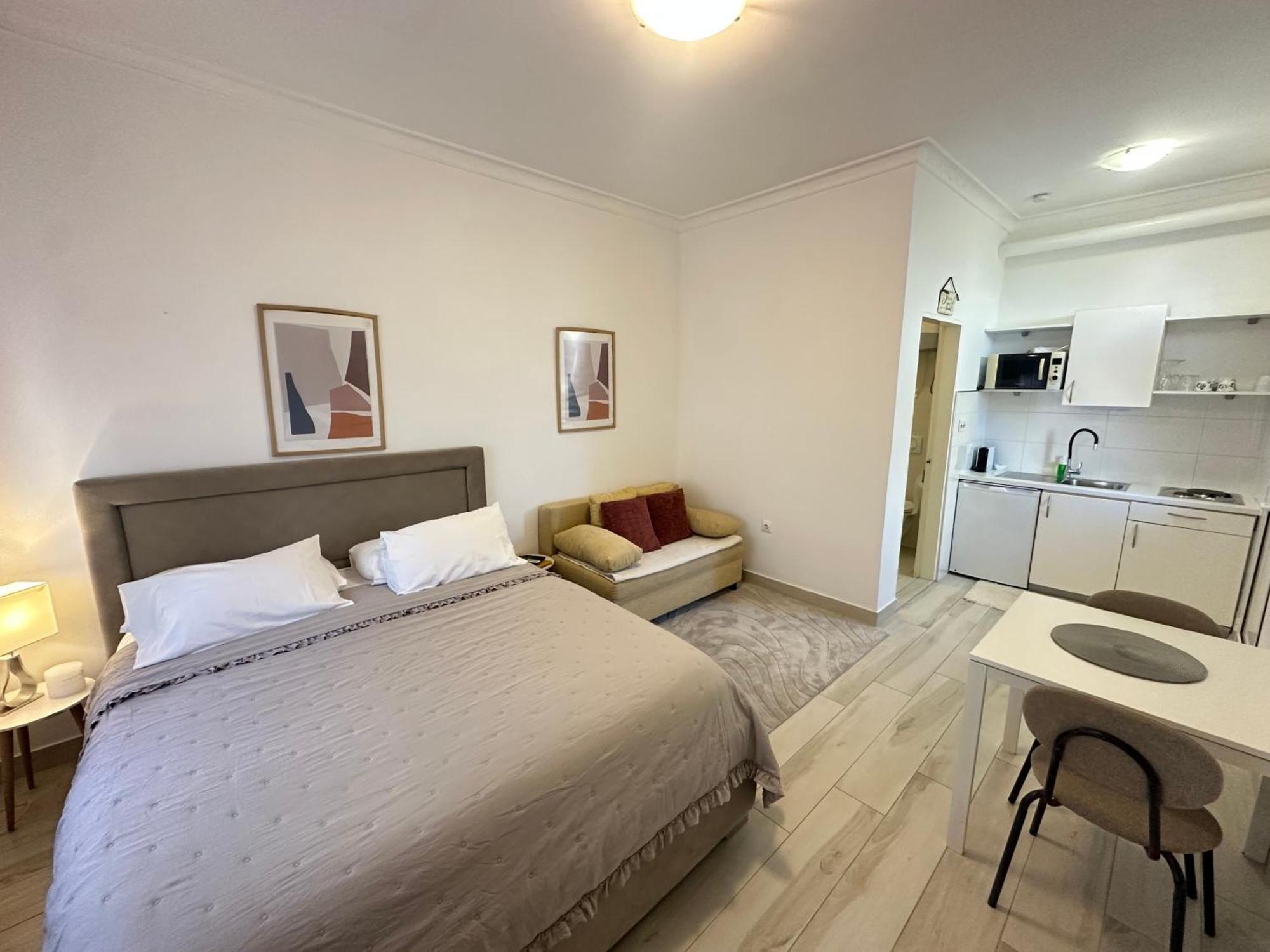 Apartments Charming Zara Esterno foto